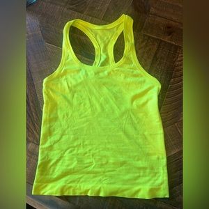 Lululemon Swiftly Tech Tank Race Length